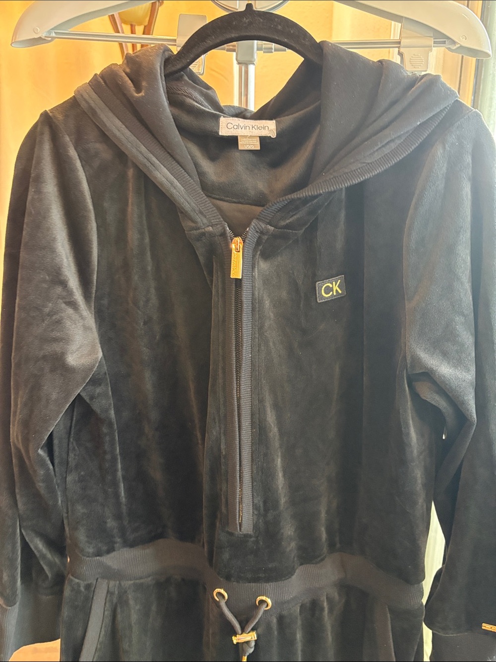 Calvin Klein Black Velour Hooded Jumpsuit with Gold Accents sz L - Picture 3 of 5